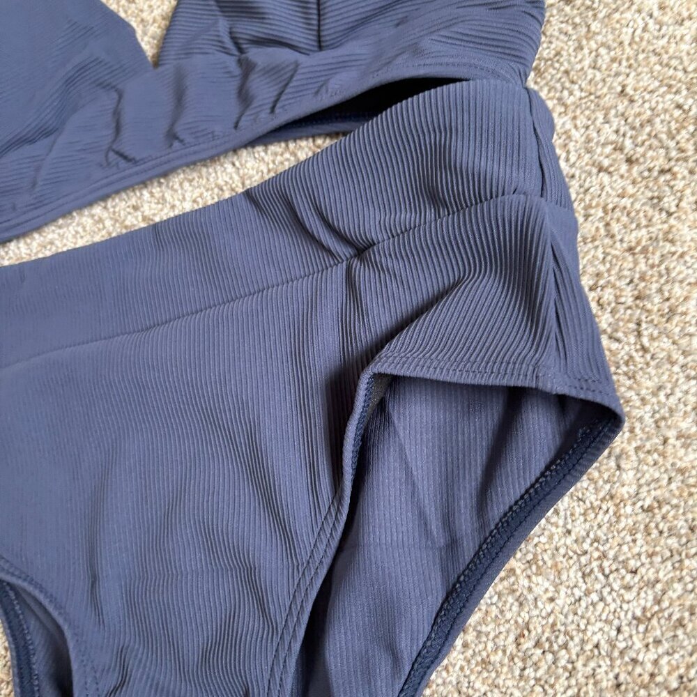 Navy Blue Ribbed Bikini Set Size M - Picture 4 of 12